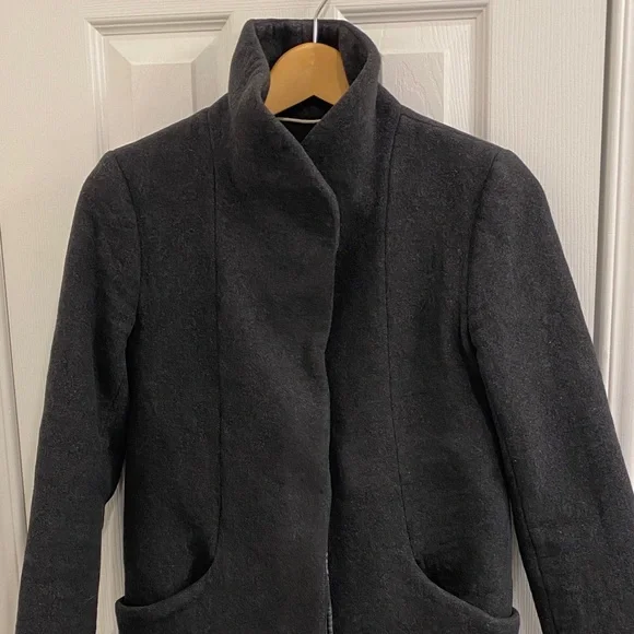 Wilfred Cashmere & Wool Blend Coat in Dark Grey, XS - Picture 3 of 11